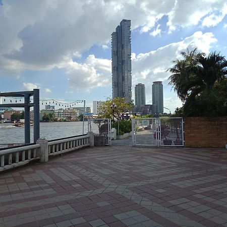 Baan Sathorn Riverfront Bangkok Exterior foto