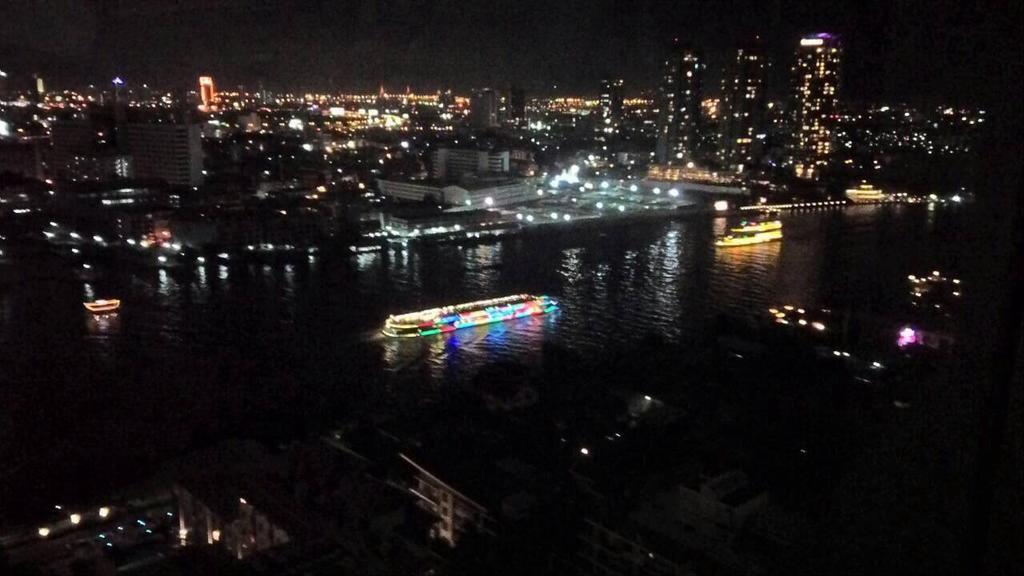 Baan Sathorn Riverfront Bangkok Quarto foto