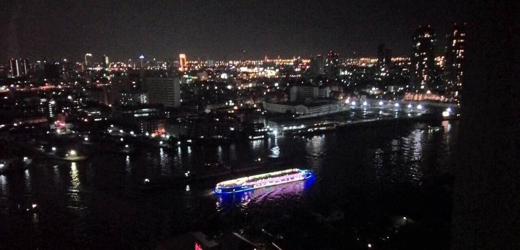 Baan Sathorn Riverfront Bangkok Quarto foto