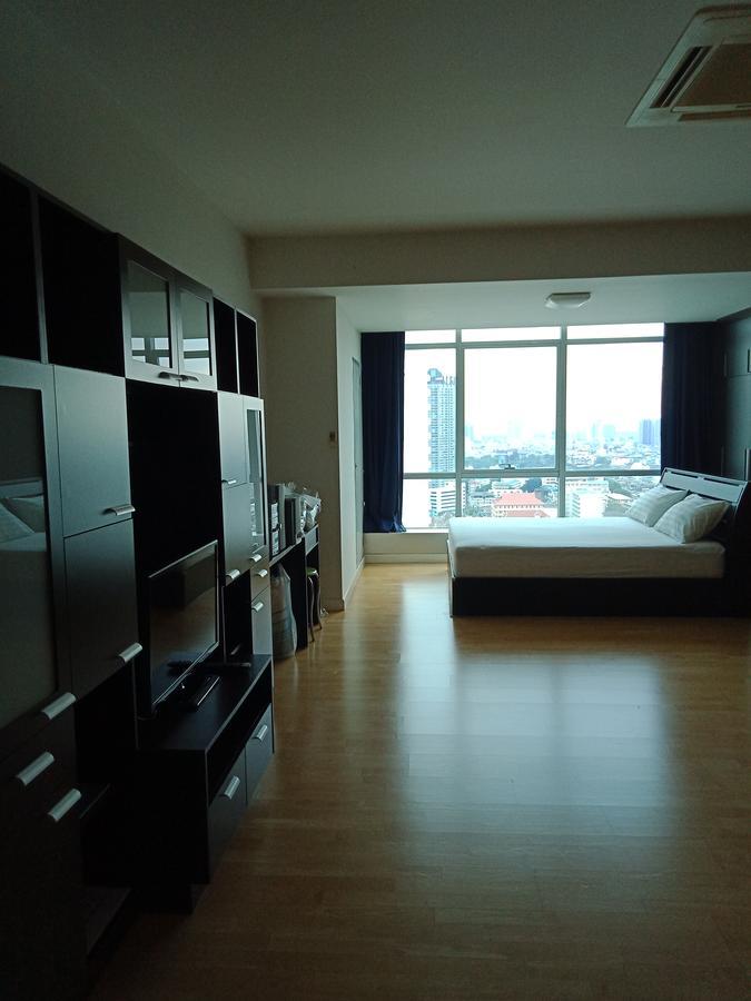 Baan Sathorn Riverfront Bangkok Exterior foto